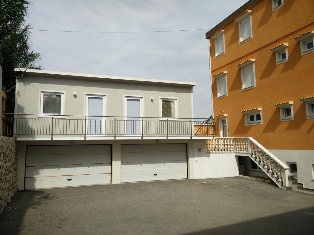 Apartments Villa Anastazija Pag Town Zewnętrze zdjęcie